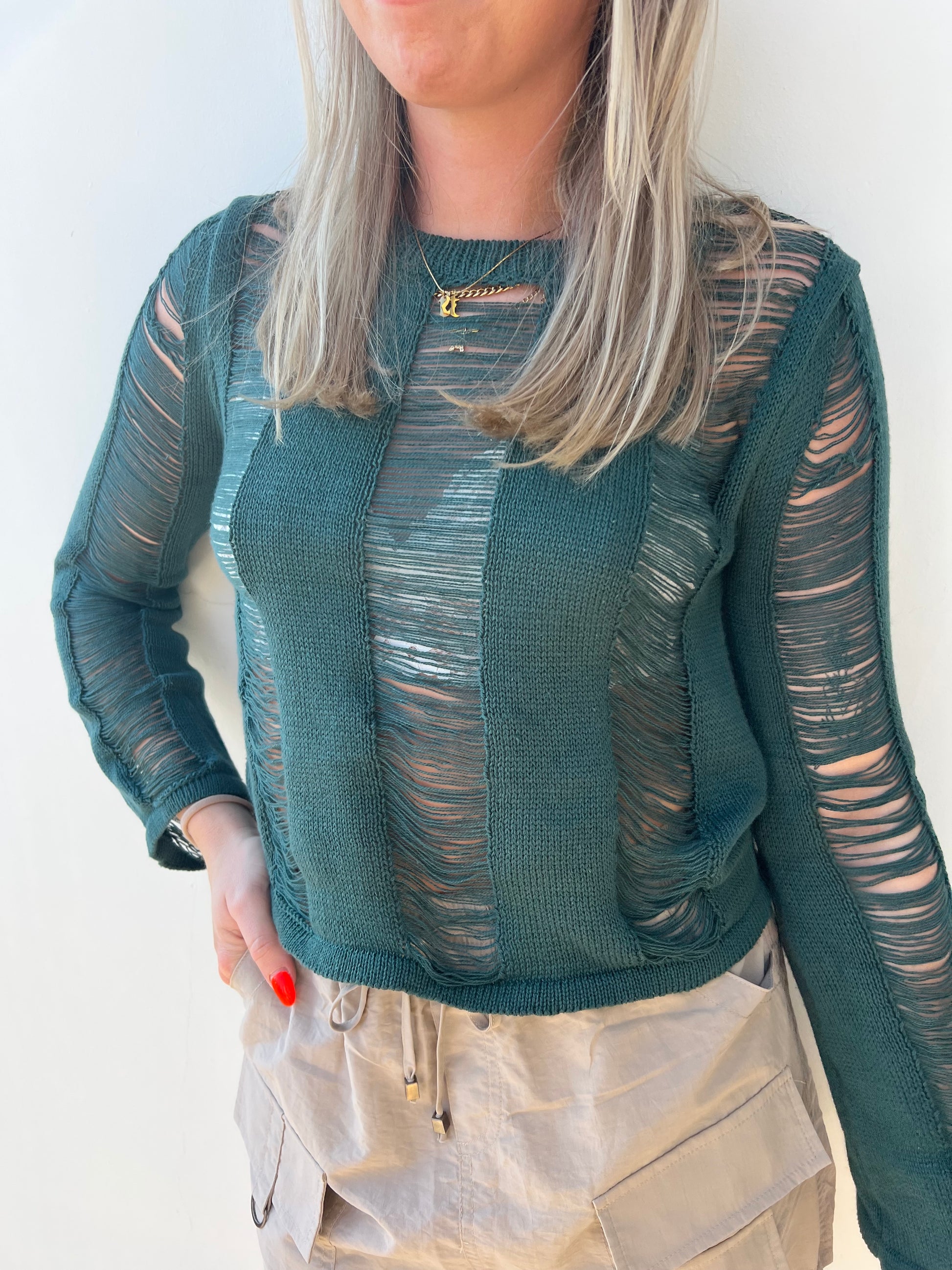 Distressed Sweater Top – The Vintage Thread