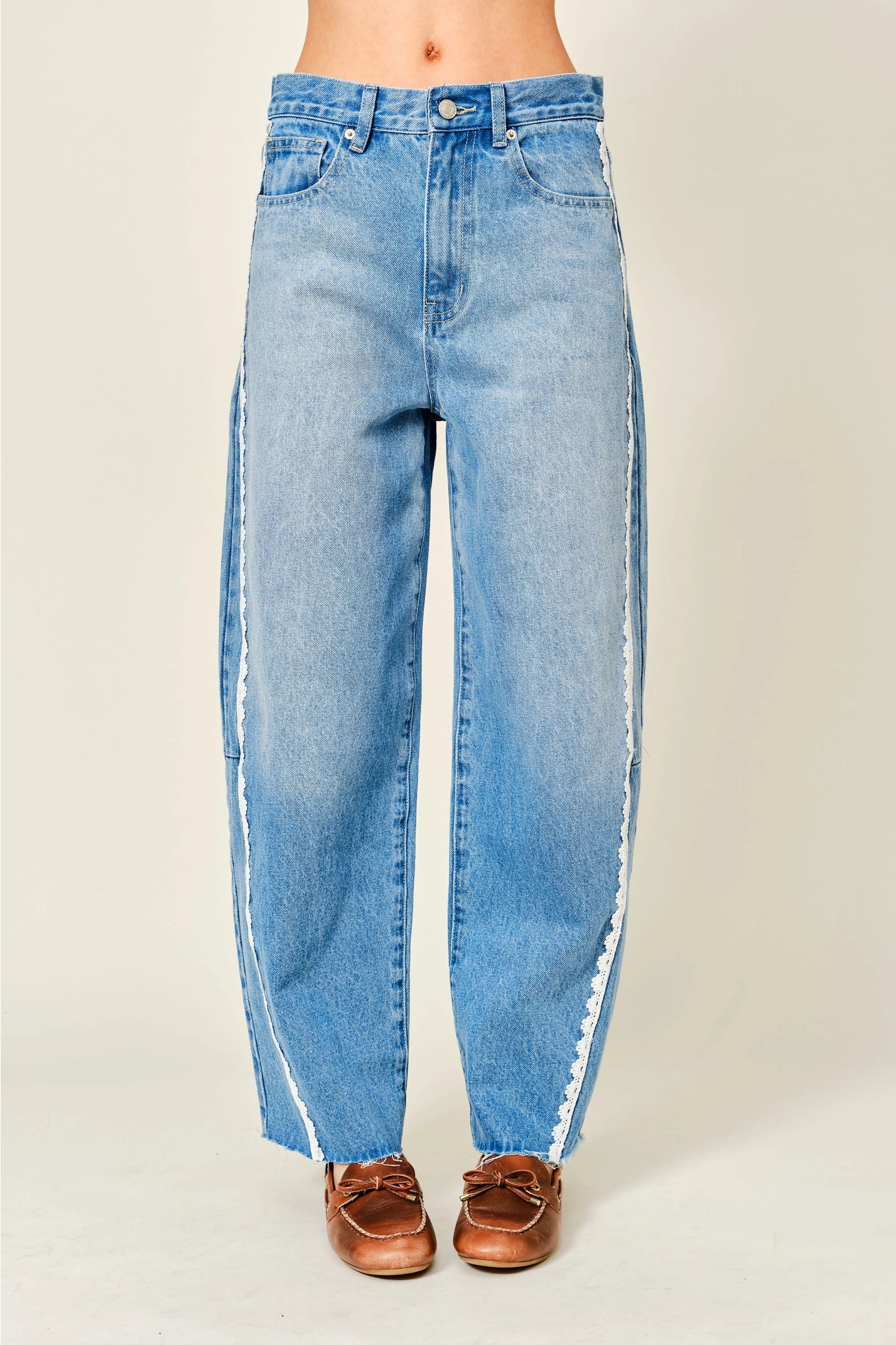 Lace Trim Barrel Jeans